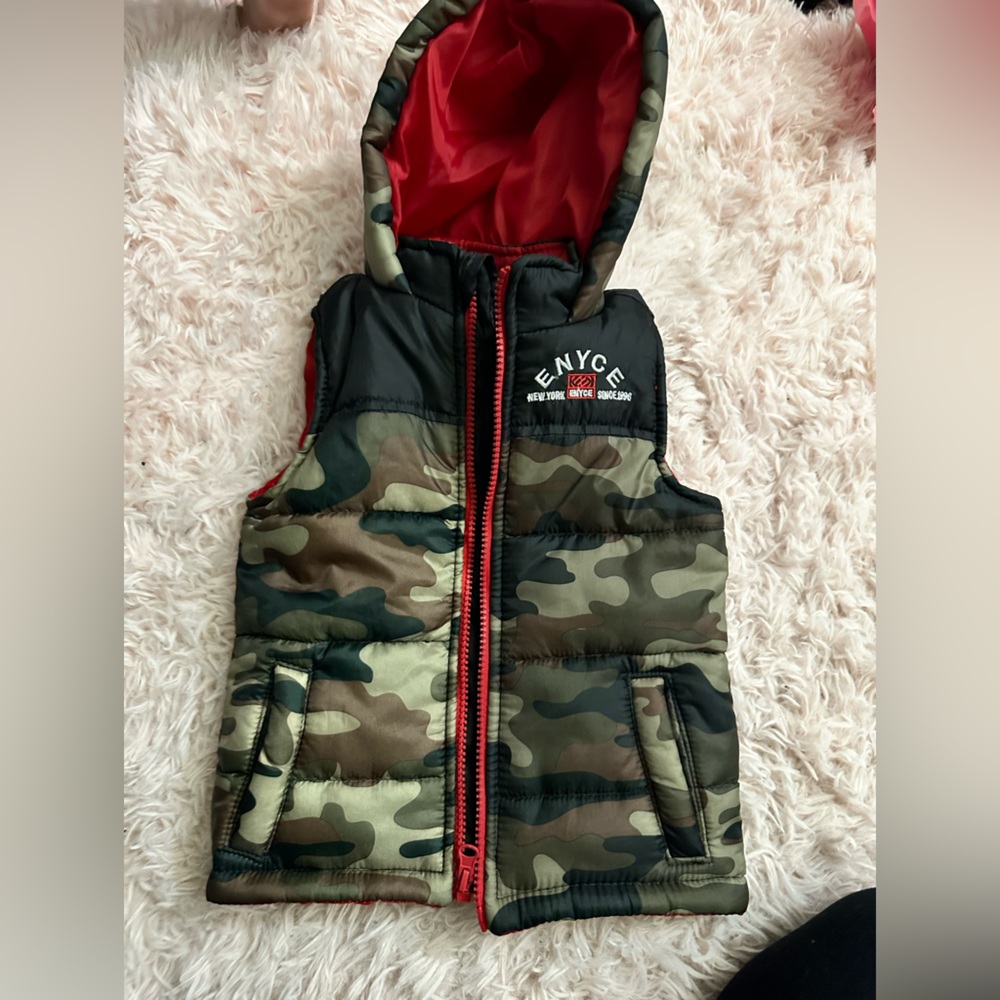 Enyce camouflage baby bubble vest 24 months